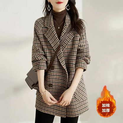 Elegant Wool Mid-Length Women's Jacket