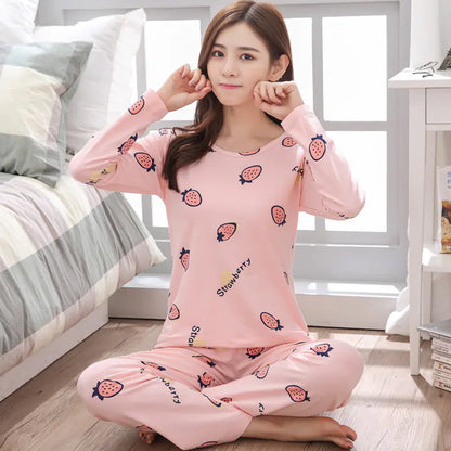 Chic Women's Long-Sleeve Sleepwear Set