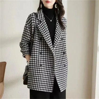 Elegant Wool Mid-Length Women's Jacket