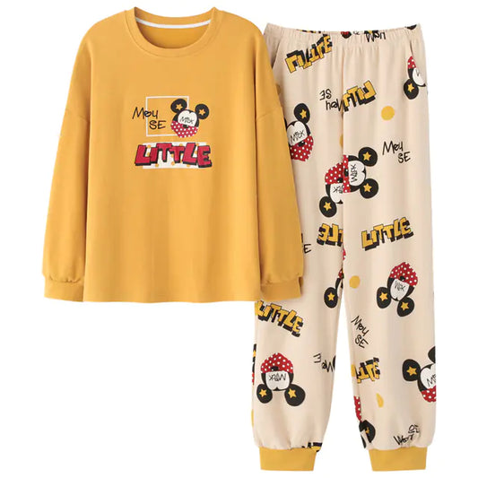 Chic Winter Fun Women's Pajama Set